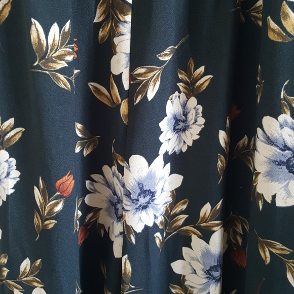 *sold*Floral Pant jumpsuit - Picture 4 of 4